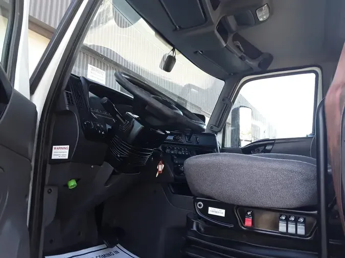 2018 NAVISTAR INTERNATIONAL LT625 DAYCAB T/Aeaf9bf32336926e3784d27ef4161d5fa