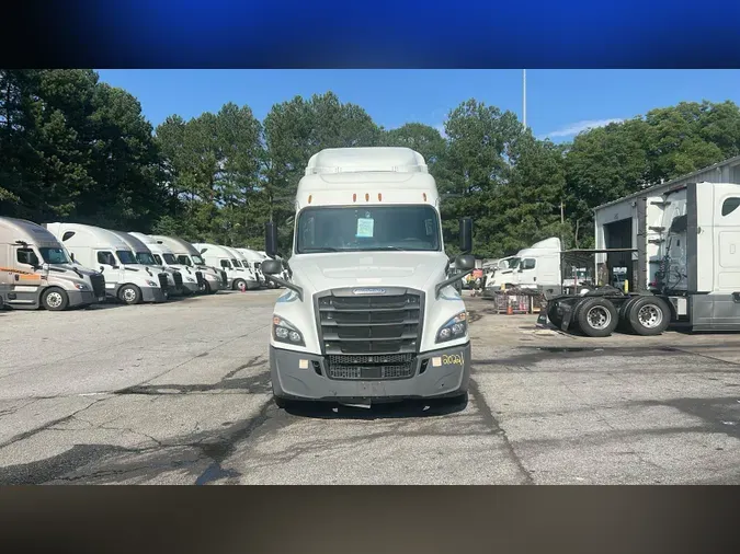 2020 Freightliner Cascadia 126
