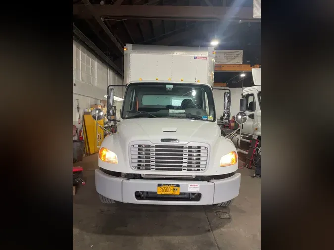 2019 FREIGHTLINER/MERCEDES M2 106