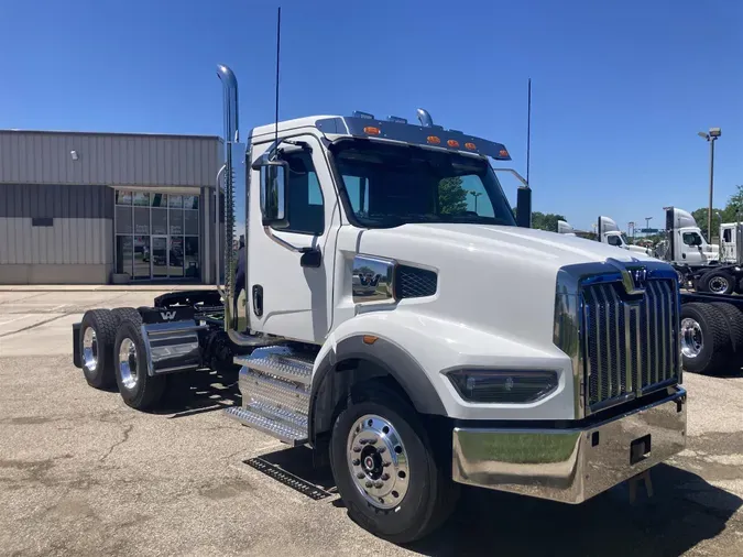 2025 Western Star 49X