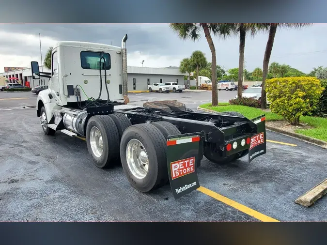 2015 Kenworth T880