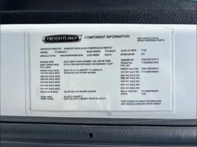 2023 Freightliner Cascadia 126