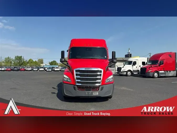 2020 FREIGHTLINER CA116