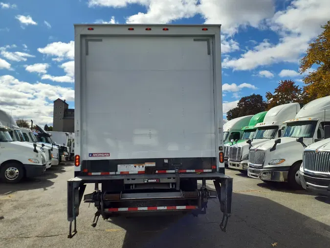 2019 FREIGHTLINER/MERCEDES M2 106