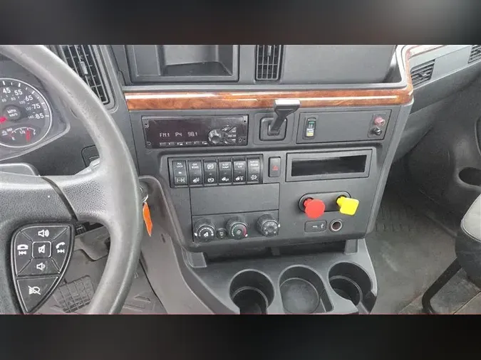 2020 INTERNATIONAL RH613