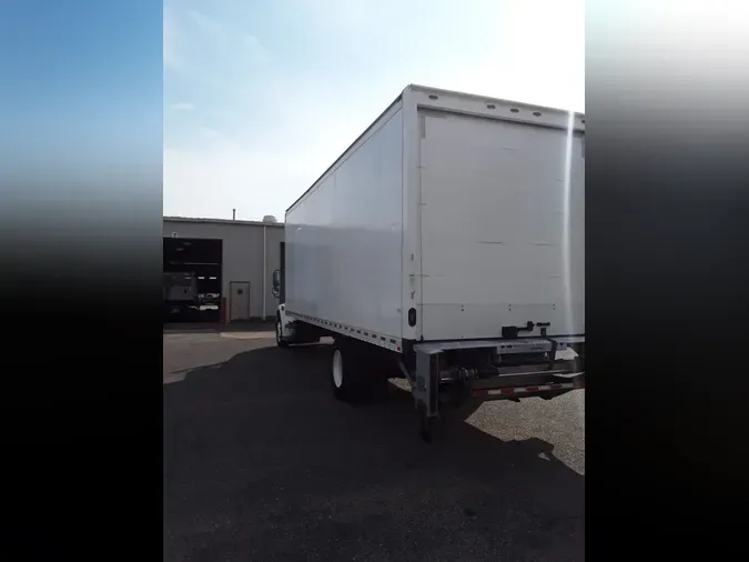 2019 FREIGHTLINER M2 106