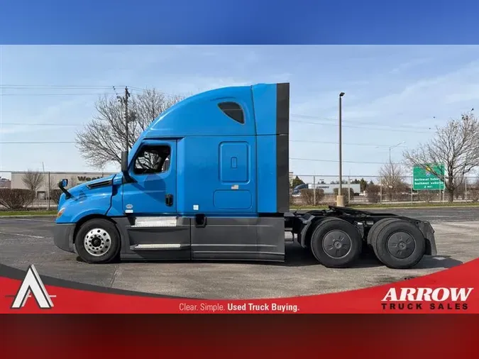 2023 FREIGHTLINER CA126