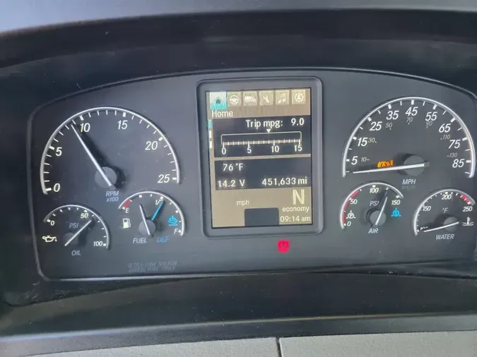 2019 FREIGHTLINER NEW CASCADIA 126