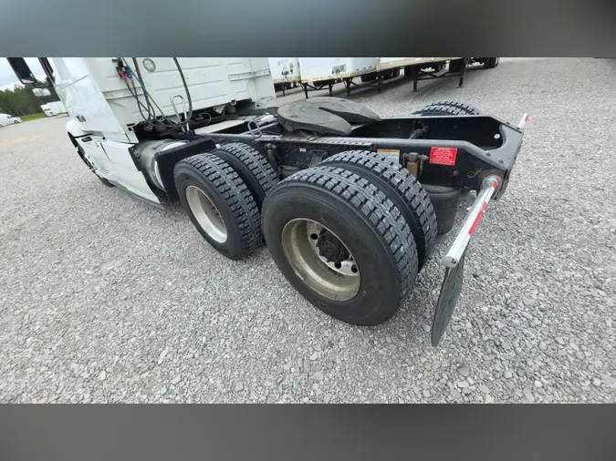 2019 Volvo VNL 740