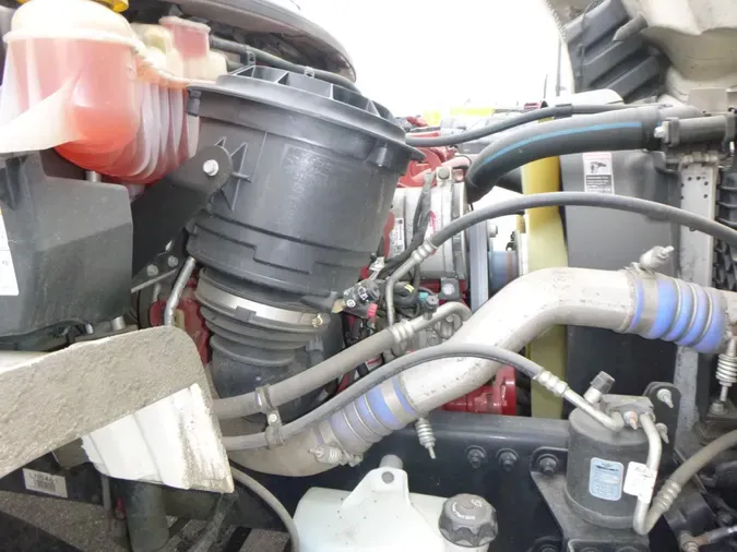 2020 Freightliner Business Class M2 106