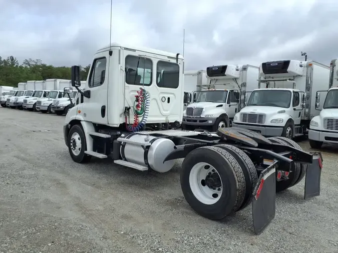 2018 FREIGHTLINER CASCADIA 113