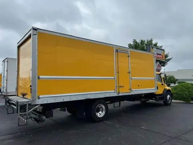 2019 Freightliner Business Class M2 106