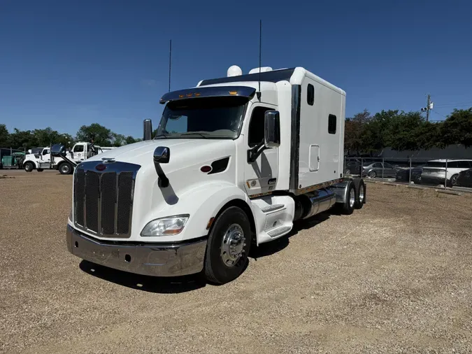 2021 Peterbilt 579