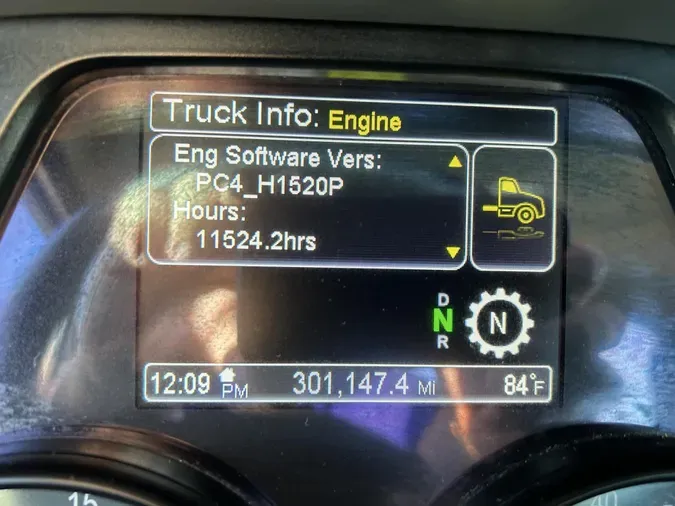 2021 Peterbilt 567