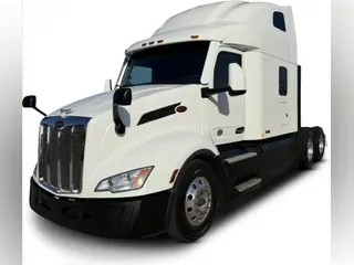 2022 Peterbilt 579