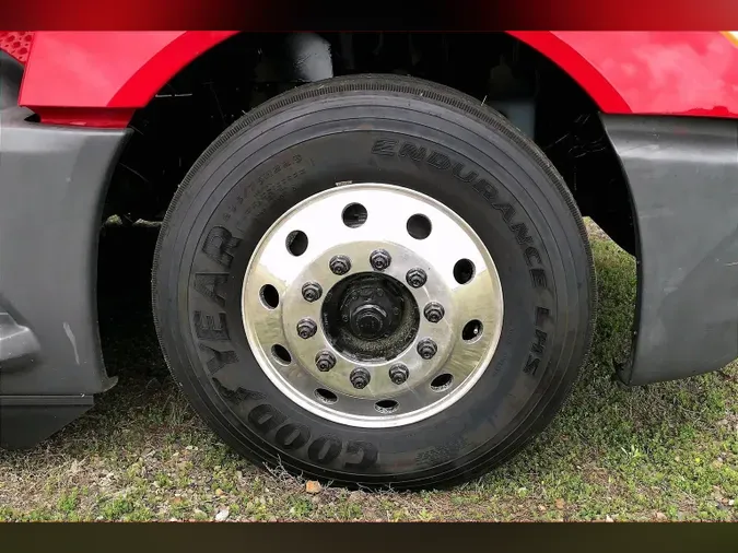 2022 INT LT625 6x4