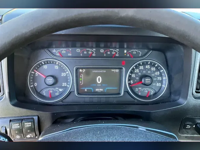 2021 INT LT625 6x4
