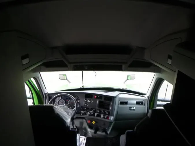 2022 Kenworth T680eb26e66c12b753e9e66c499db97a558e