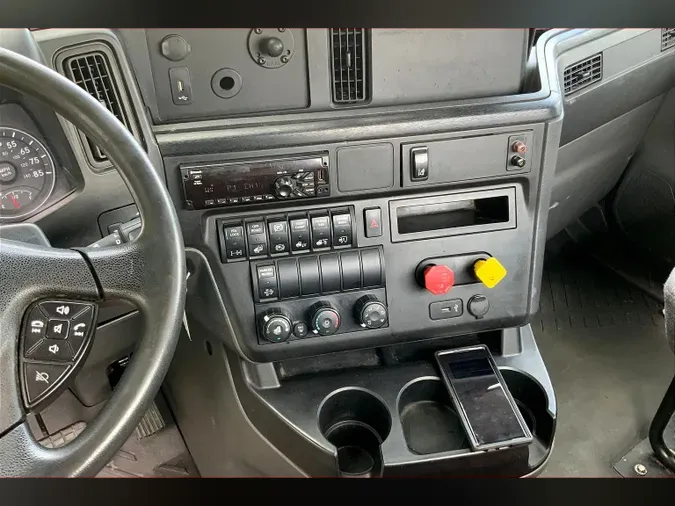 2020 INT LT625 6x4