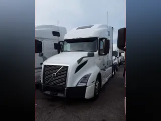 2020 VOLVO VNL64T-760