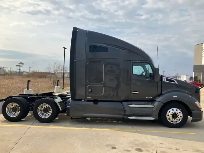 2020 Kenworth T680