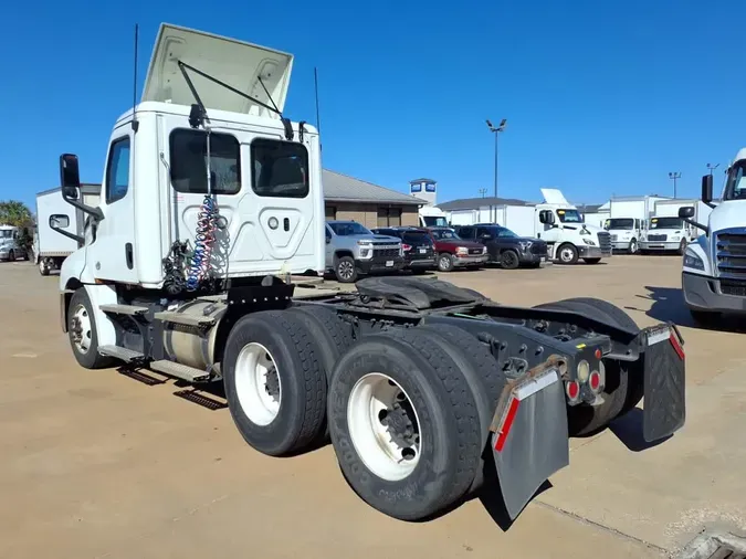 2020 FREIGHTLINER/MERCEDES NEW CASCADIA PX12664eb2dddc36c8efec298b9c54b9b80e752