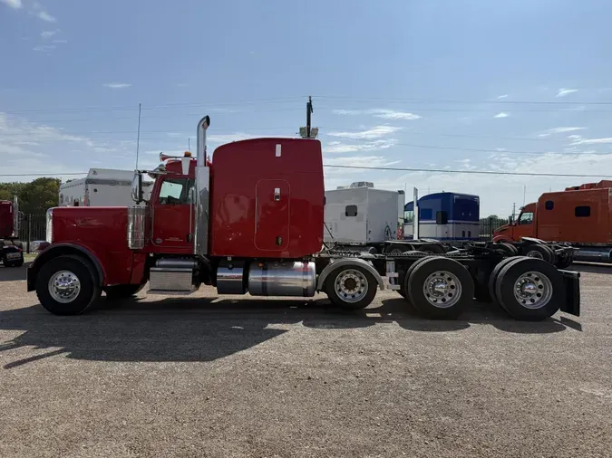 2024 Peterbilt 389eb3114c80bc90c9da44649d128684d79