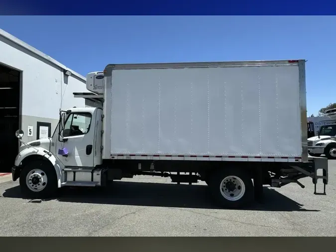 2018 FREIGHTLINER/MERCEDES M2 106