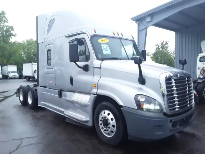 2017 FREIGHTLINER/MERCEDES CASCADIA 125