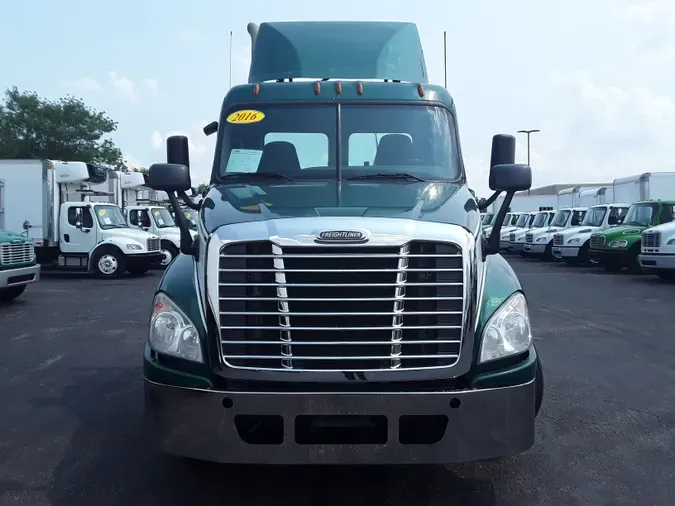 2016 FREIGHTLINER/MERCEDES CASCADIA 125