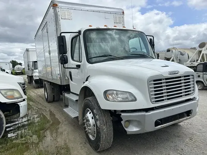 2015 FREIGHTLINER BUSINESS CLASS M2 106
