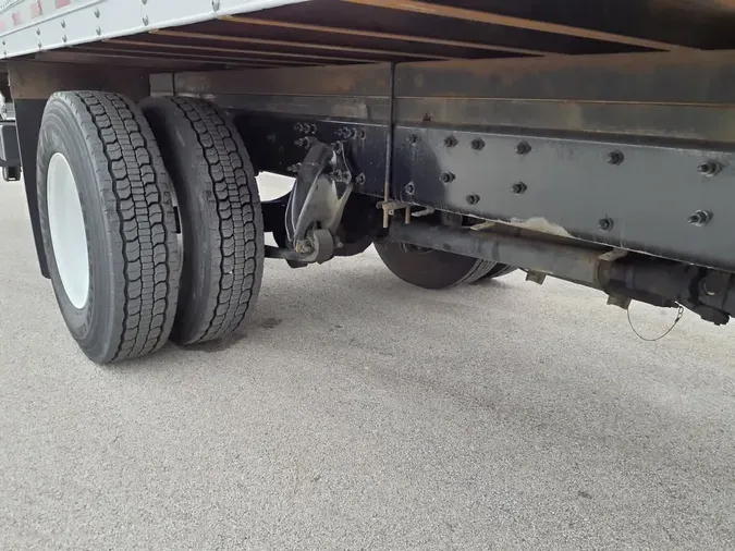 2017 FREIGHTLINER/MERCEDES M2 106