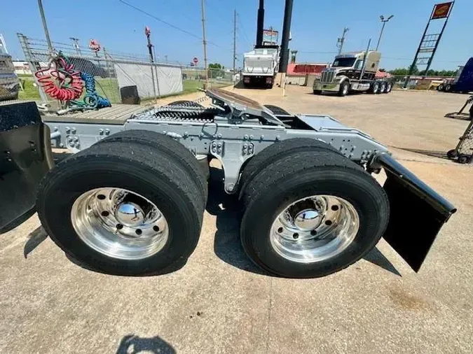 2012 Peterbilt 365