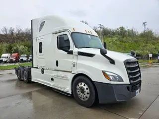 2019 Freightliner T12664ST