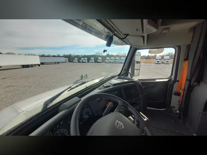 2020 Volvo VNL 760