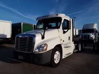 2015 Freightliner CASCADIA 125