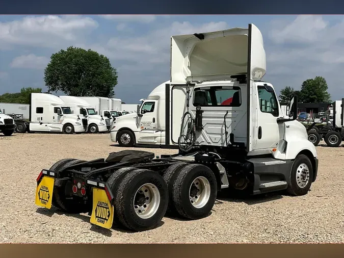 2020 INT LT625 6x4