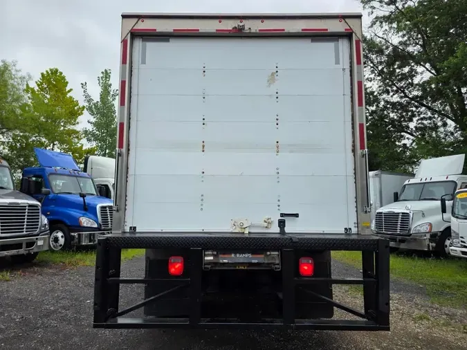 2019 FREIGHTLINER M2 106