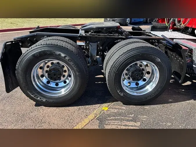 2023 FREIGHTLINER CA126