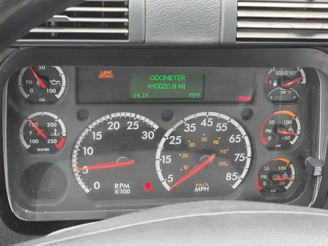 2019 FREIGHTLINER/MERCEDES CASCADIA 125eb403e8526b4cc4d39c00615a493c1d1