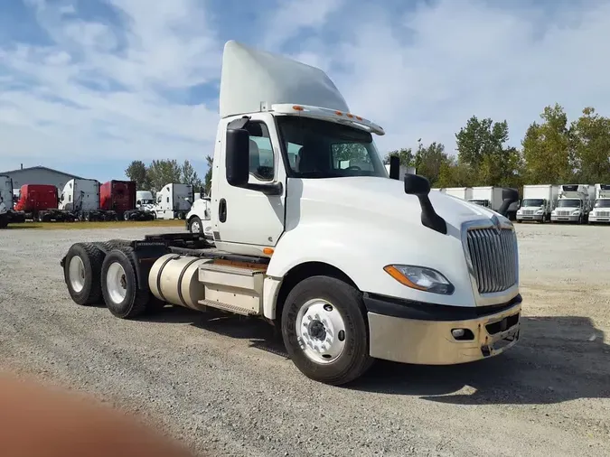 2019 NAVISTAR INTERNATIONAL LT625 DAYCAB T/Aeb40b4259f16d4f7ed6bdb4d9fe21f3b