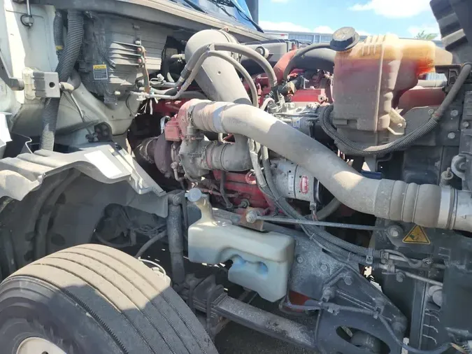 2020 NAVISTAR INTERNATIONAL LT625 DAYCAB T/A