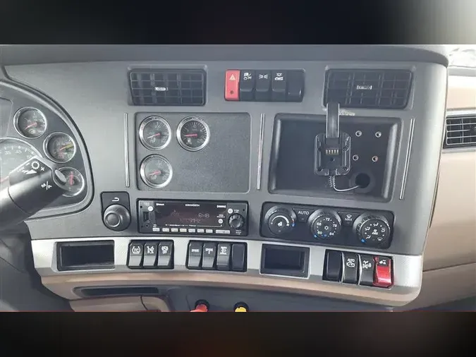 2022 KENWORTH T680