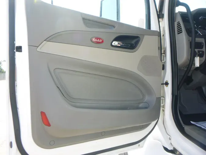 2021 Peterbilt 579