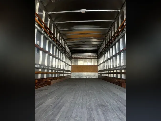 2019 FREIGHTLINER/MERCEDES M2 106