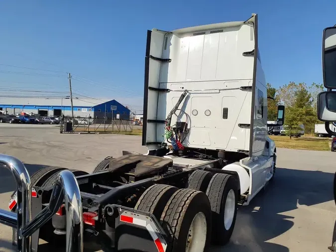2019 NAVISTAR INTERNATIONAL LT625 SLPR CAB