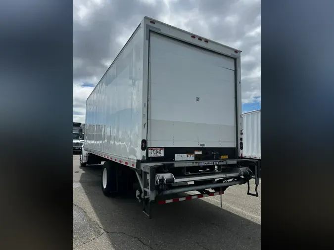 2018 FREIGHTLINER/MERCEDES M2 106