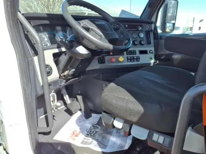 2020 FREIGHTLINER/MERCEDES NEW CASCADIA 116