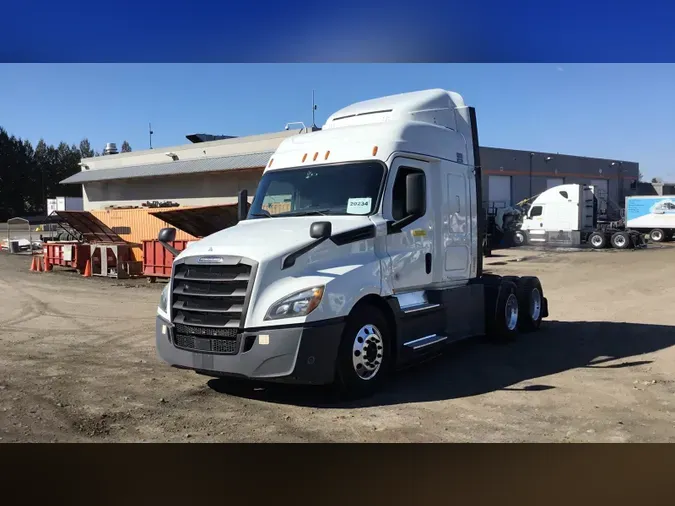 2020 Freightliner Cascadia