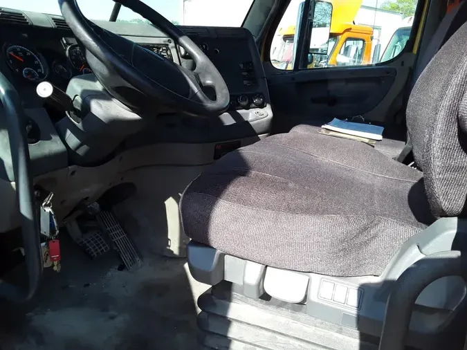 2018 FREIGHTLINER CASCADIA 125